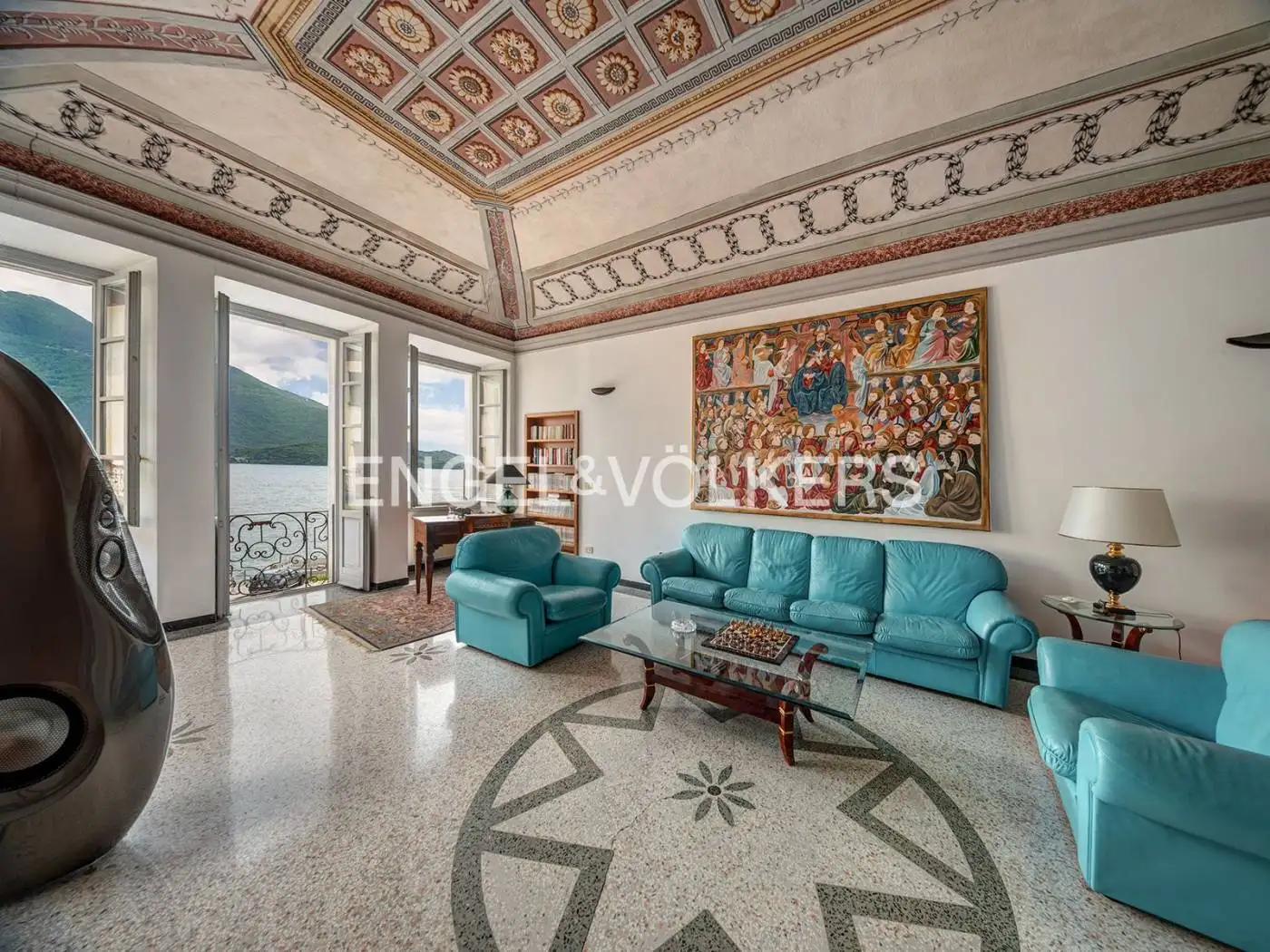 Appartamento in vendita a Domaso