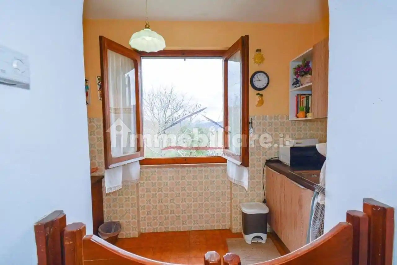 Appartamento Loc. Albiano, Palazzo del Pero, Arezzo - foto 3