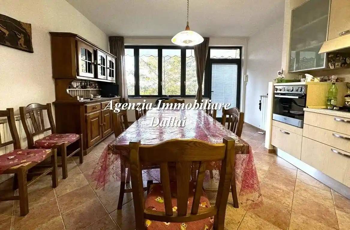 Villa in asta a Scarperia e San Piero