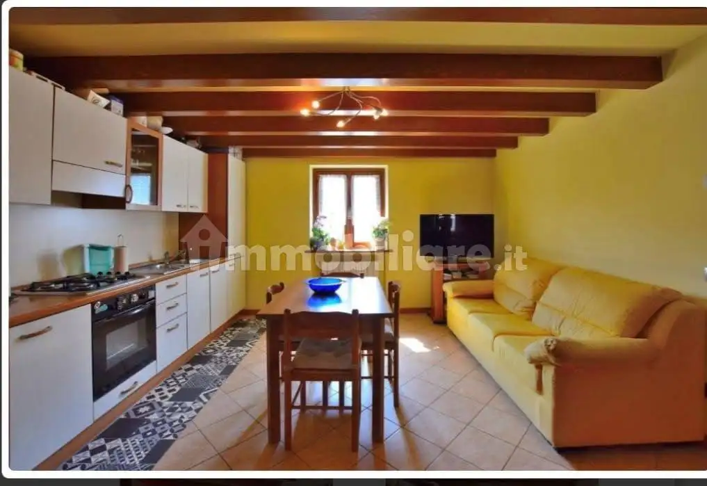 Appartamento in vendita a Ubiale Clanezzo