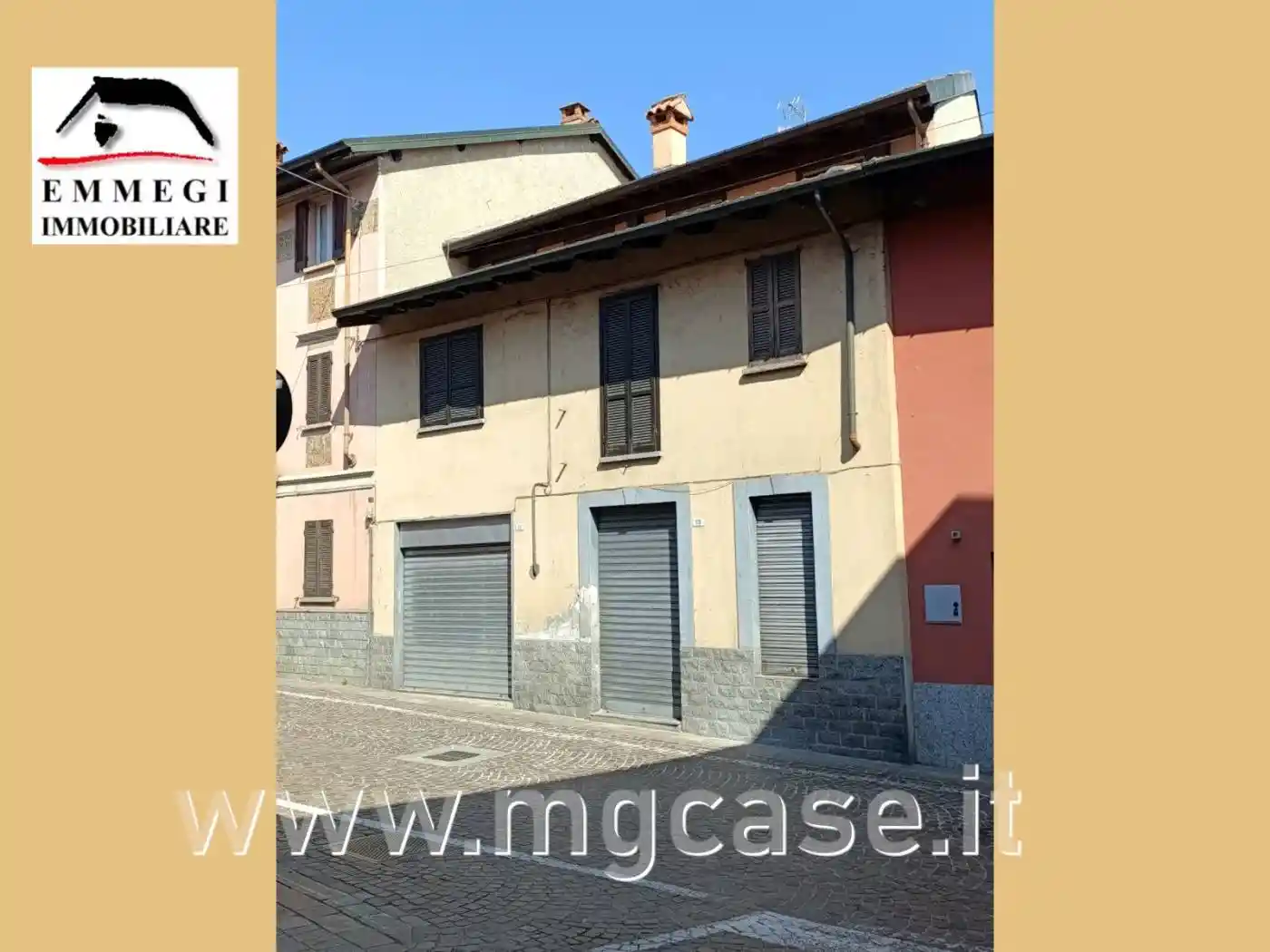 Casa indipendente in vendita a Castelletto Sopra Ticino