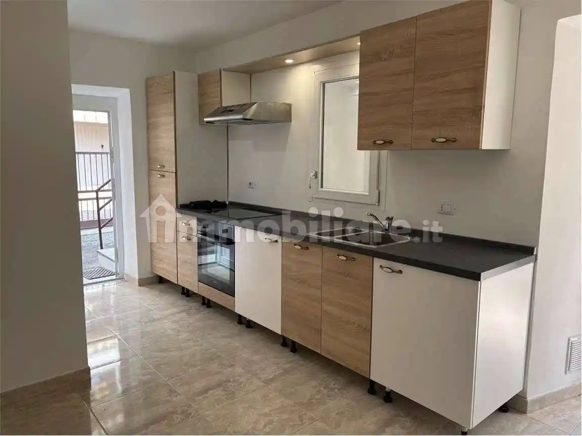 Appartamento in vendita a Arona