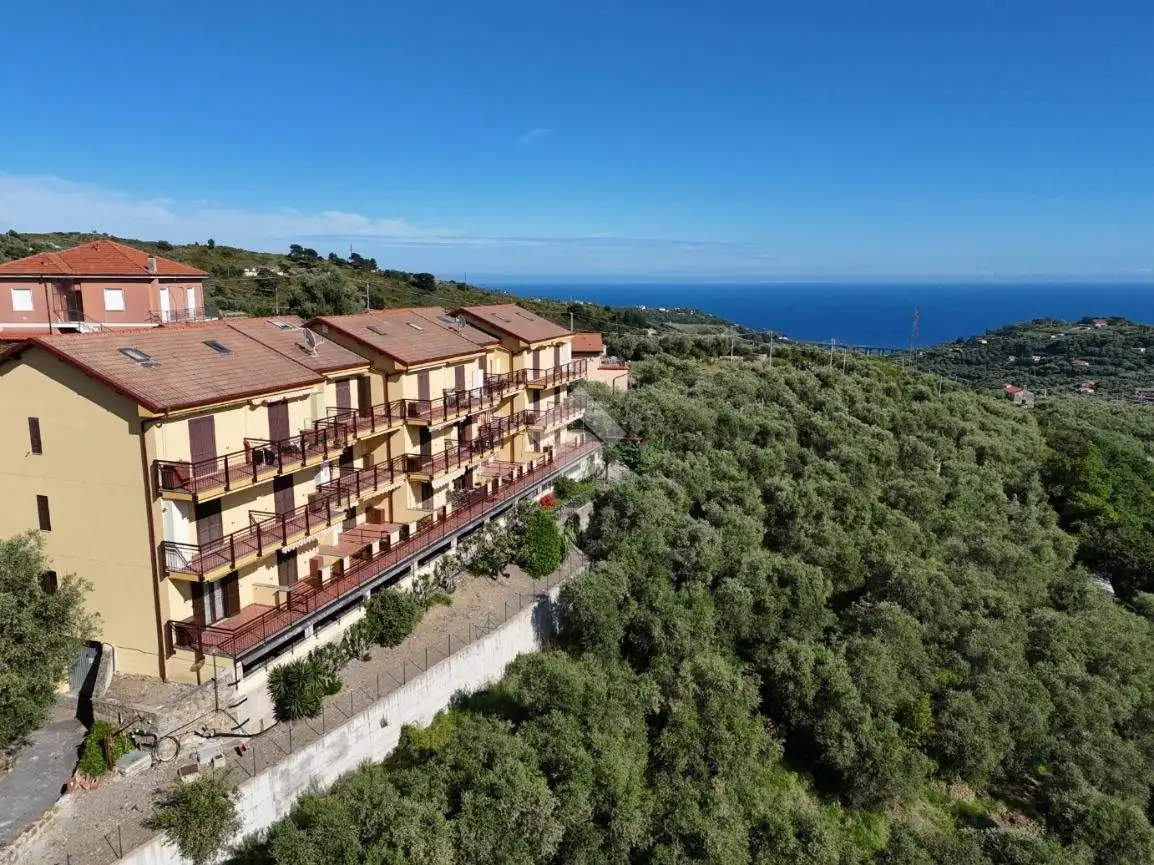 Bilocale via don sasso 26, Civezza - foto 2