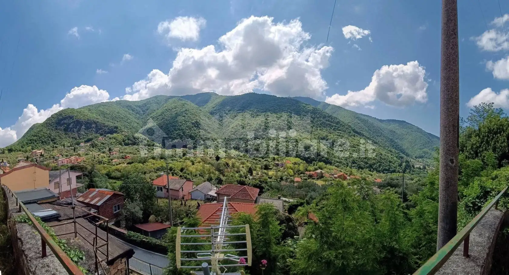 Casa indipendente in vendita a Genova