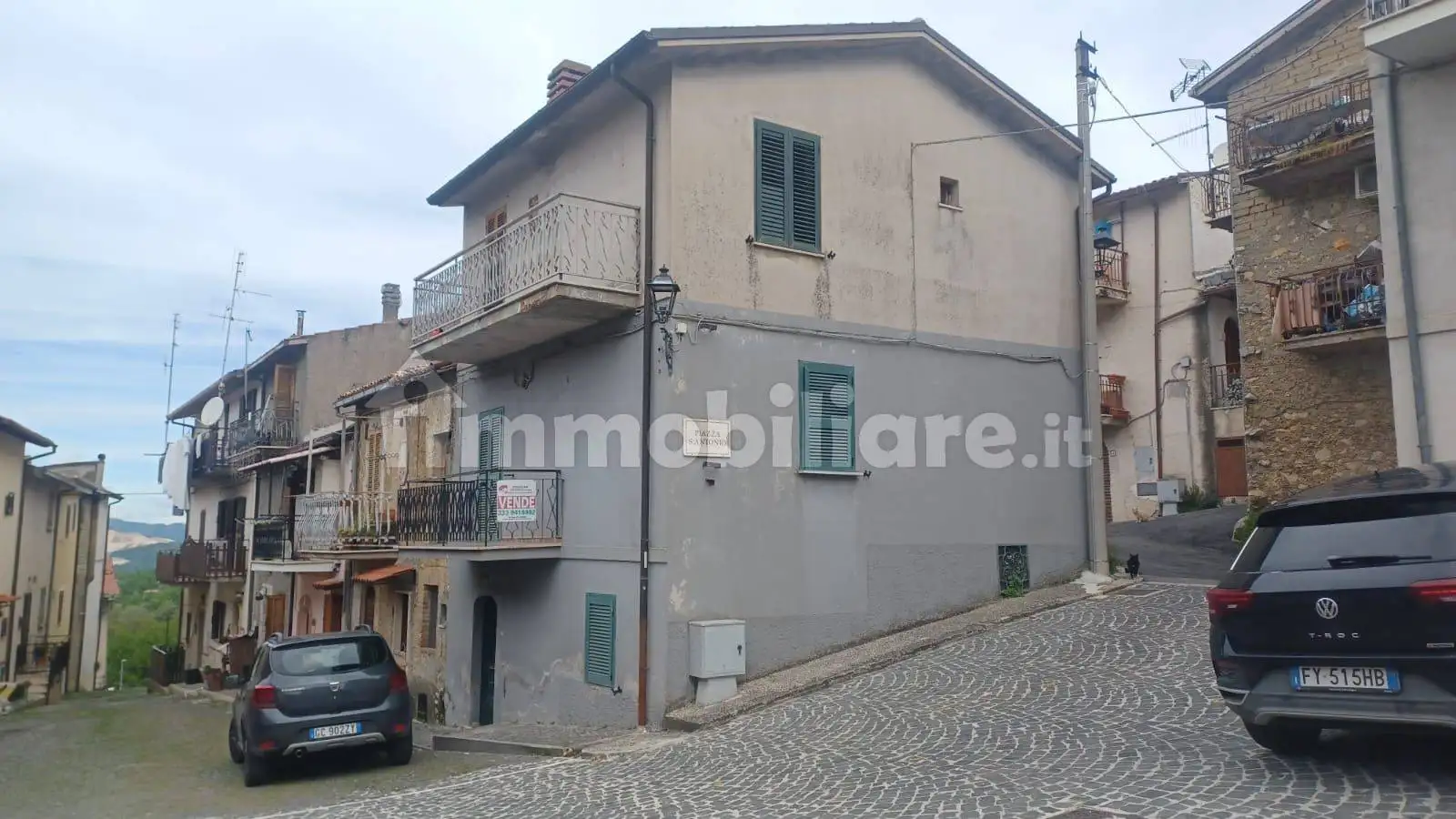 Appartamento in vendita a Camerata Nuova