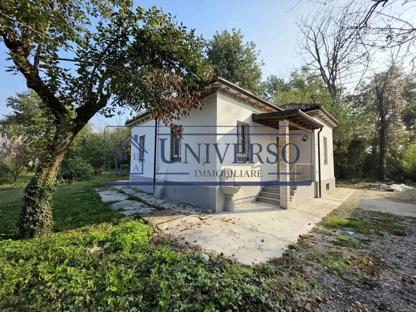 Villa in vendita a Voghera