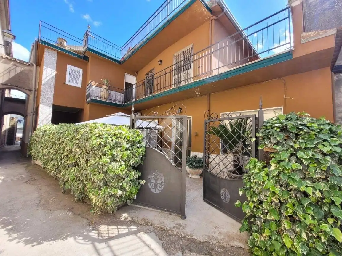 Casa indipendente in vendita a Moiano