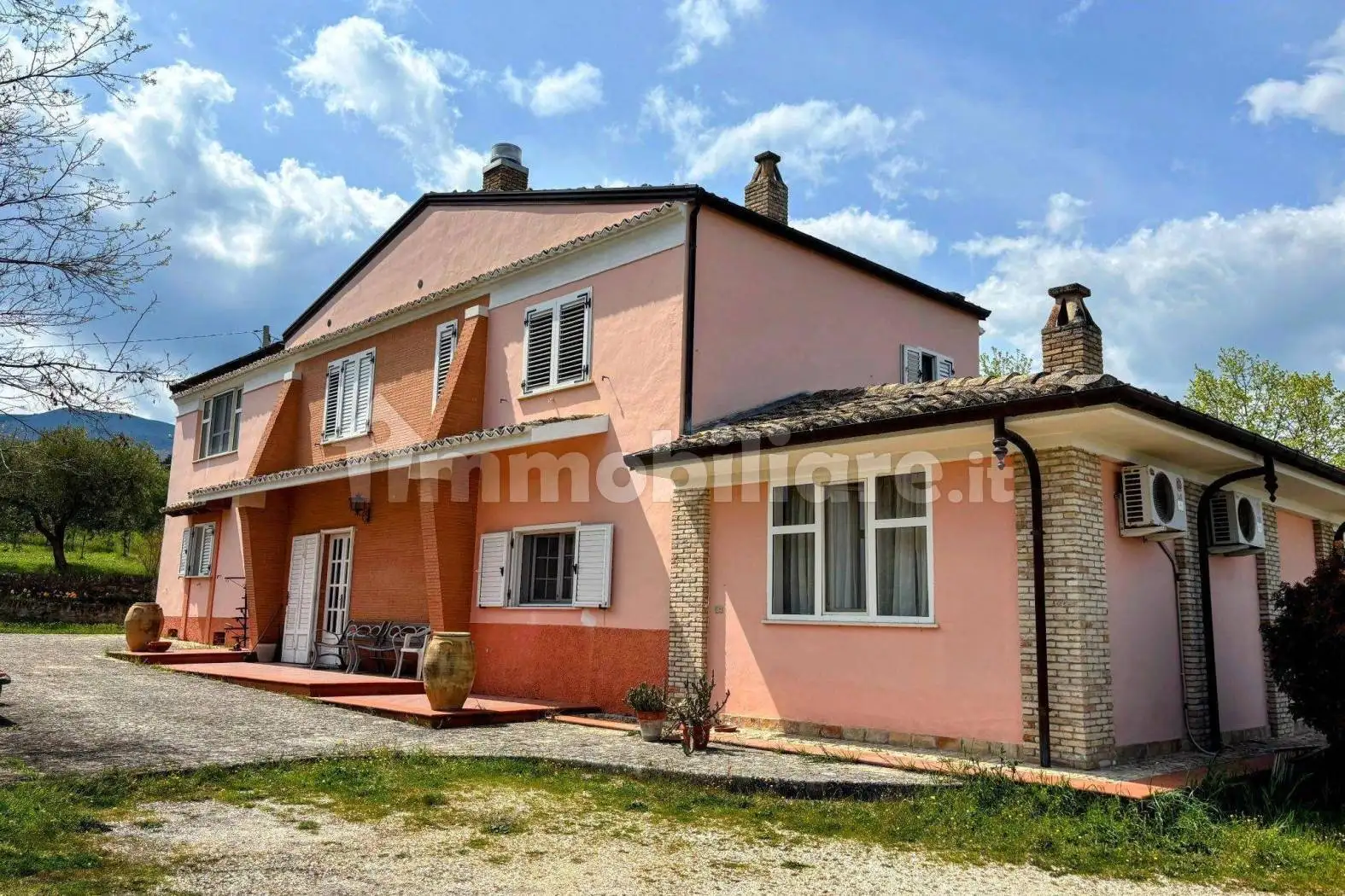 Villa in vendita a Biccari