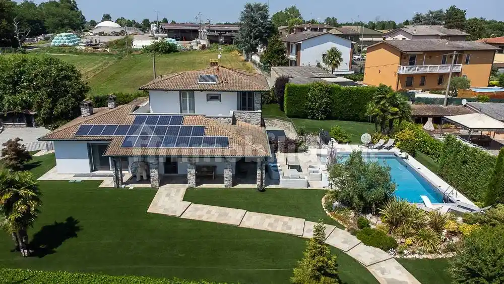 Villa in vendita a Borghetto Lodigiano