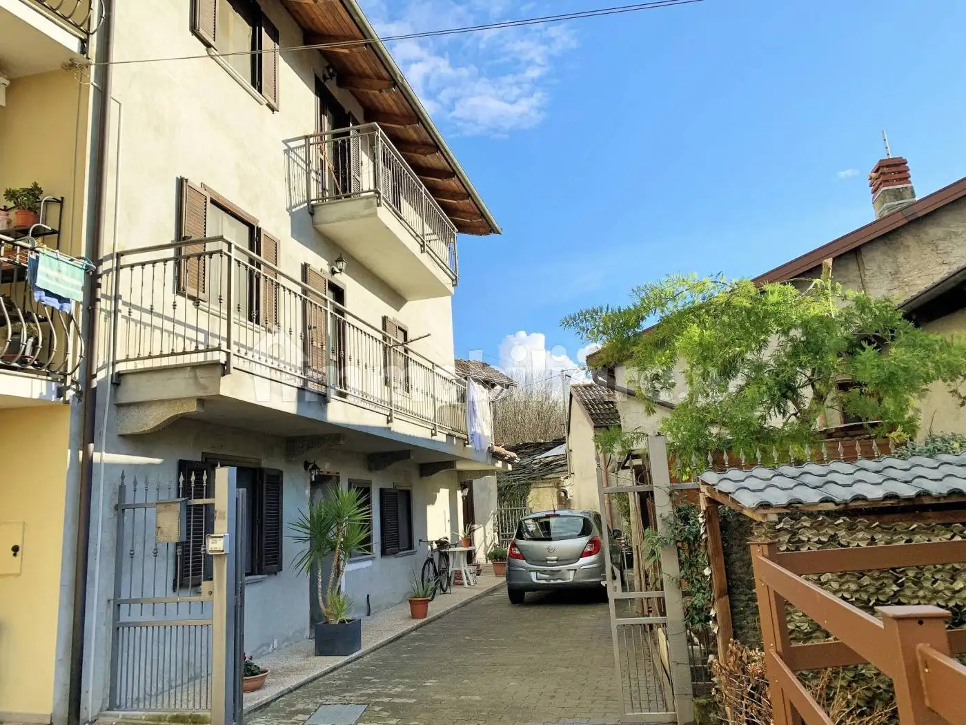 Casa indipendente in vendita a San Didero