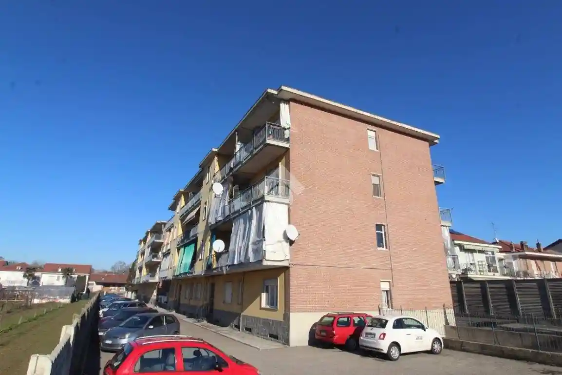 Appartamento in vendita a Santena