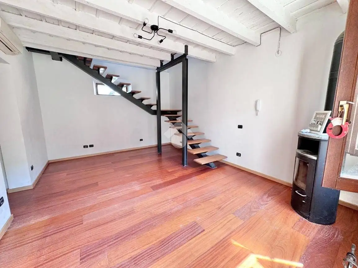 Casa colonica via Principale 114, Centro, Borgarello - foto 2