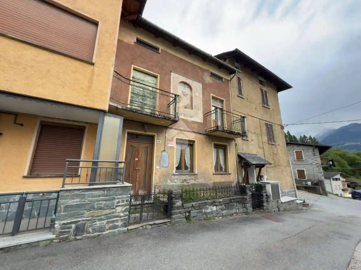 Casa indipendente in vendita a Teglio