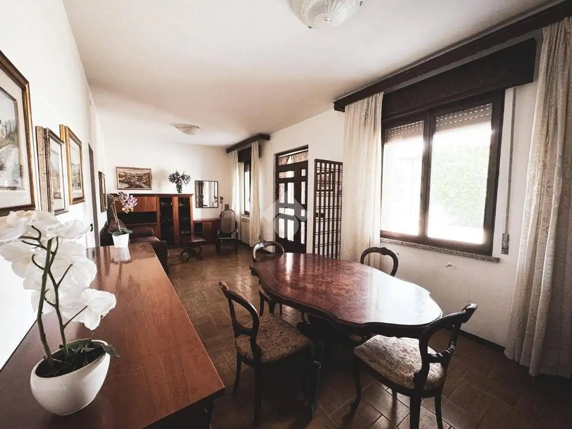 Terratetto unifamiliare 350 m², buono stato, Villa Cappella, Ceresara - foto 2