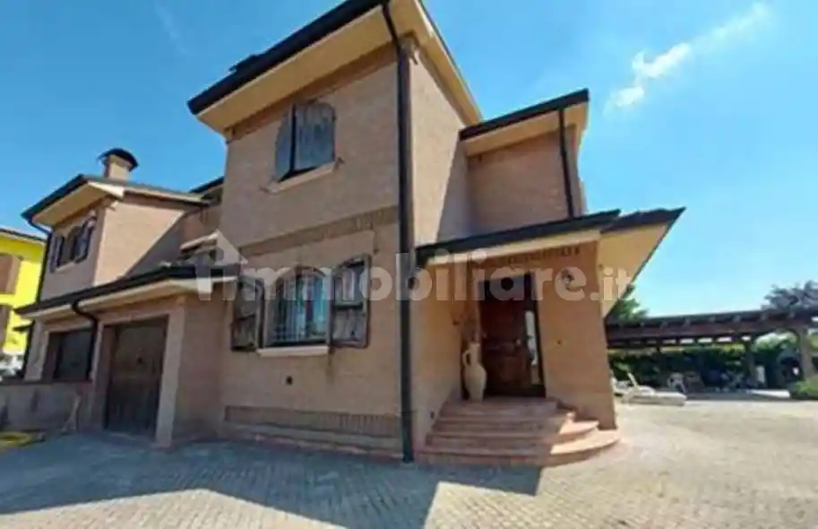 Villa in vendita a Bastiglia