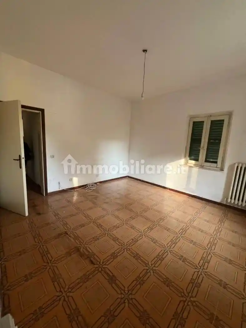 Quadrilocale da ristrutturare, su più livelli, Brecce Bianche, Ancona - foto 2