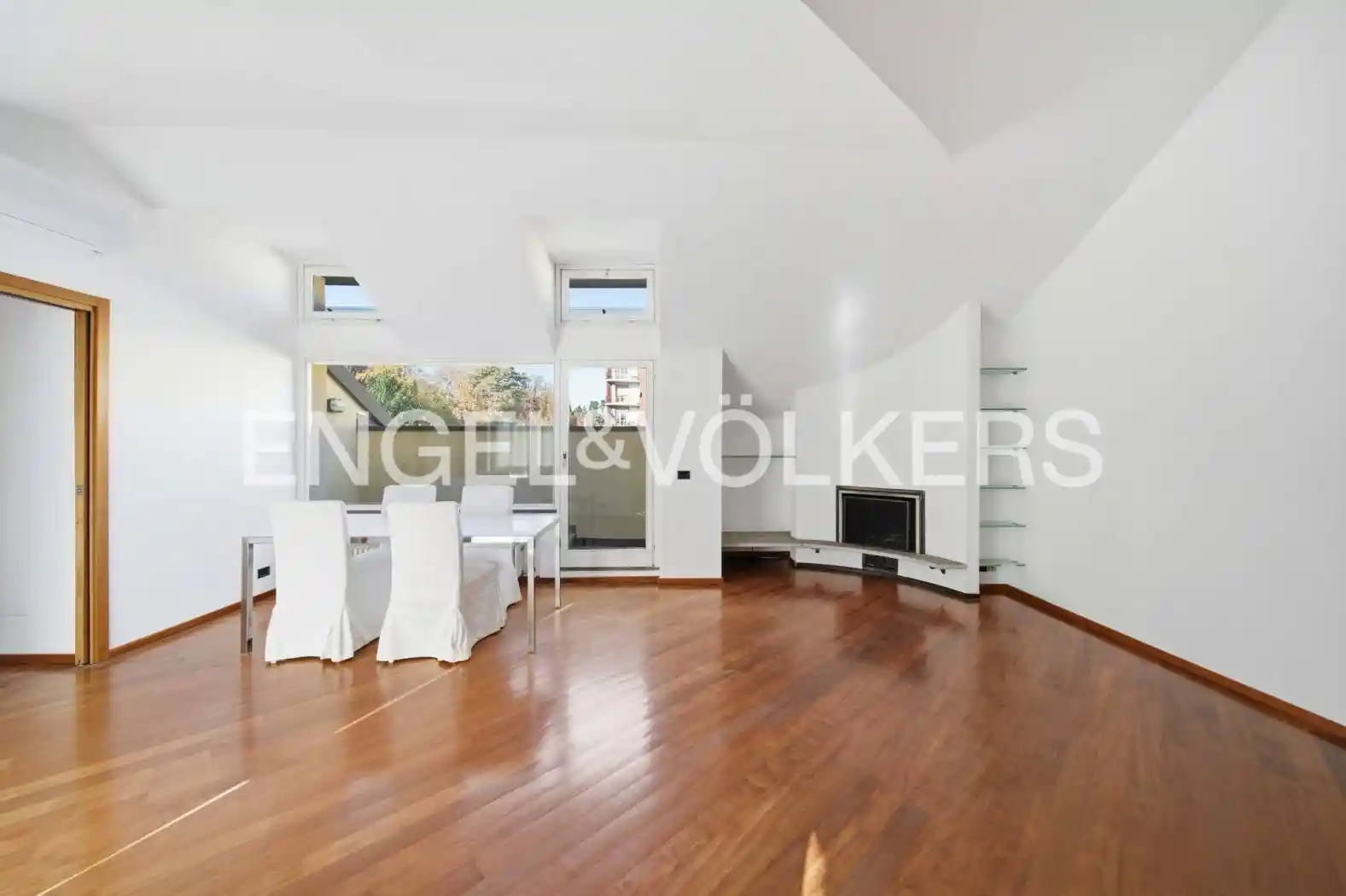 Trilocale piazza Mario Motta 1, Centro, Varese - foto 3