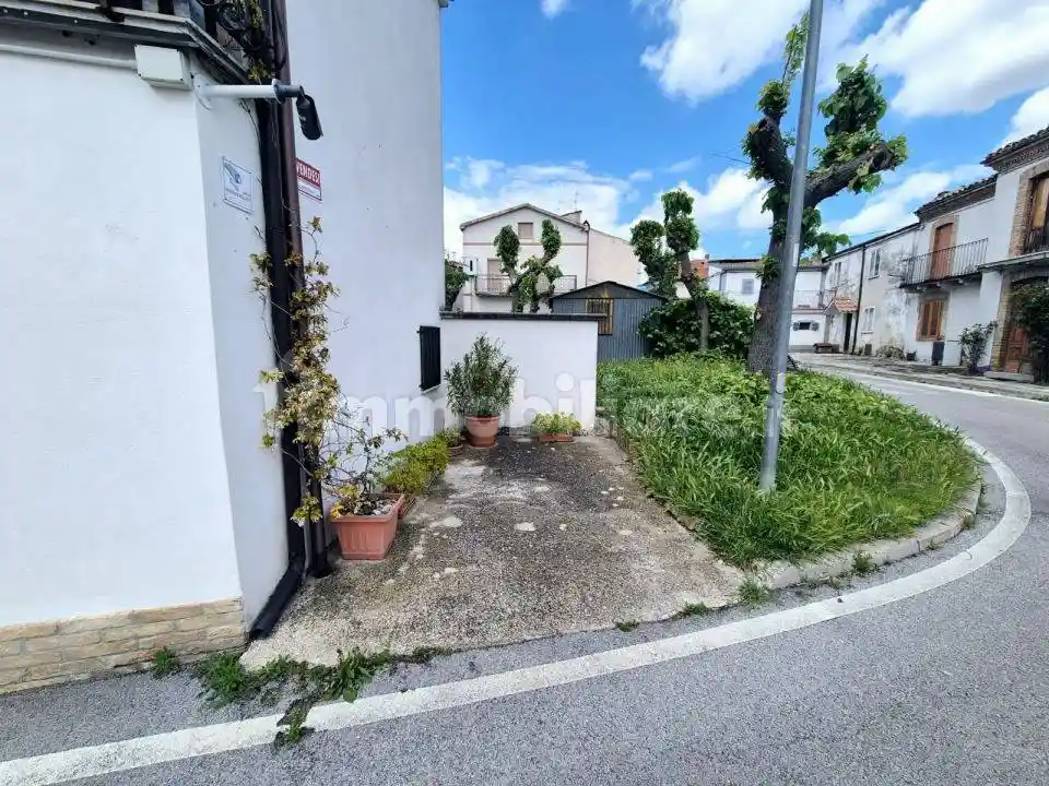 Terratetto plurifamiliare 130 m², Centro, Casacanditella - foto 4