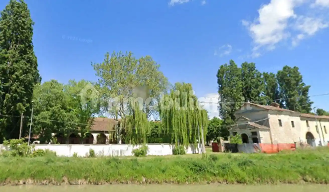 Rustico - Casale in vendita a Roncoferraro