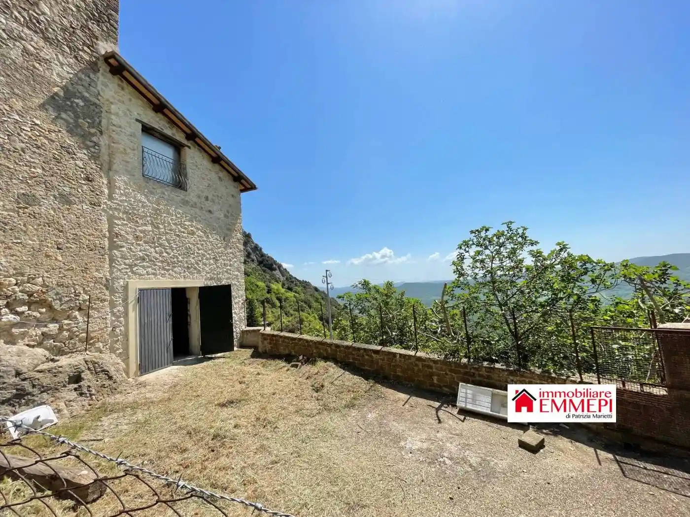 Rustico - Casale in vendita a Tolfa