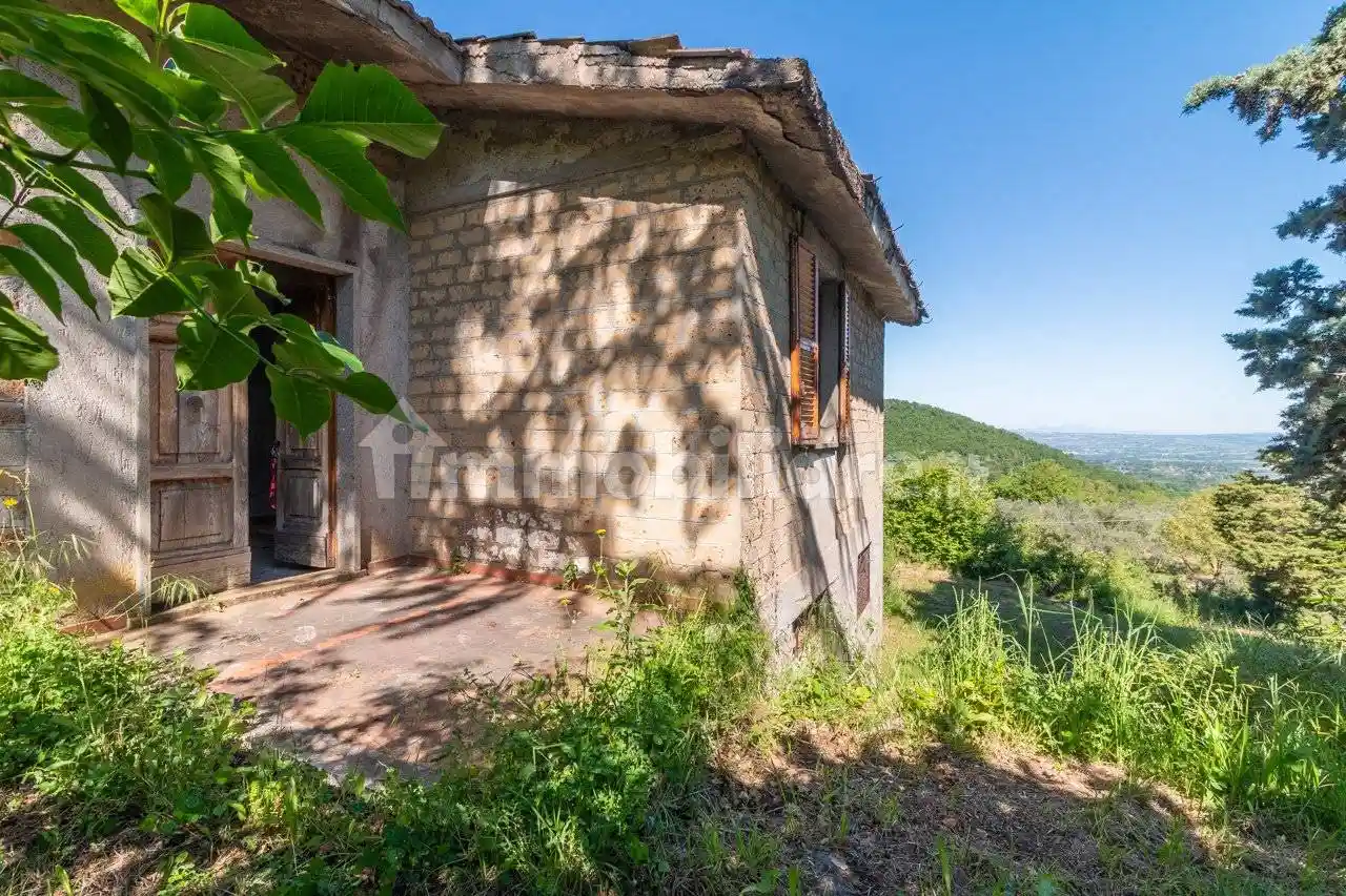 Villa in vendita a Viterbo