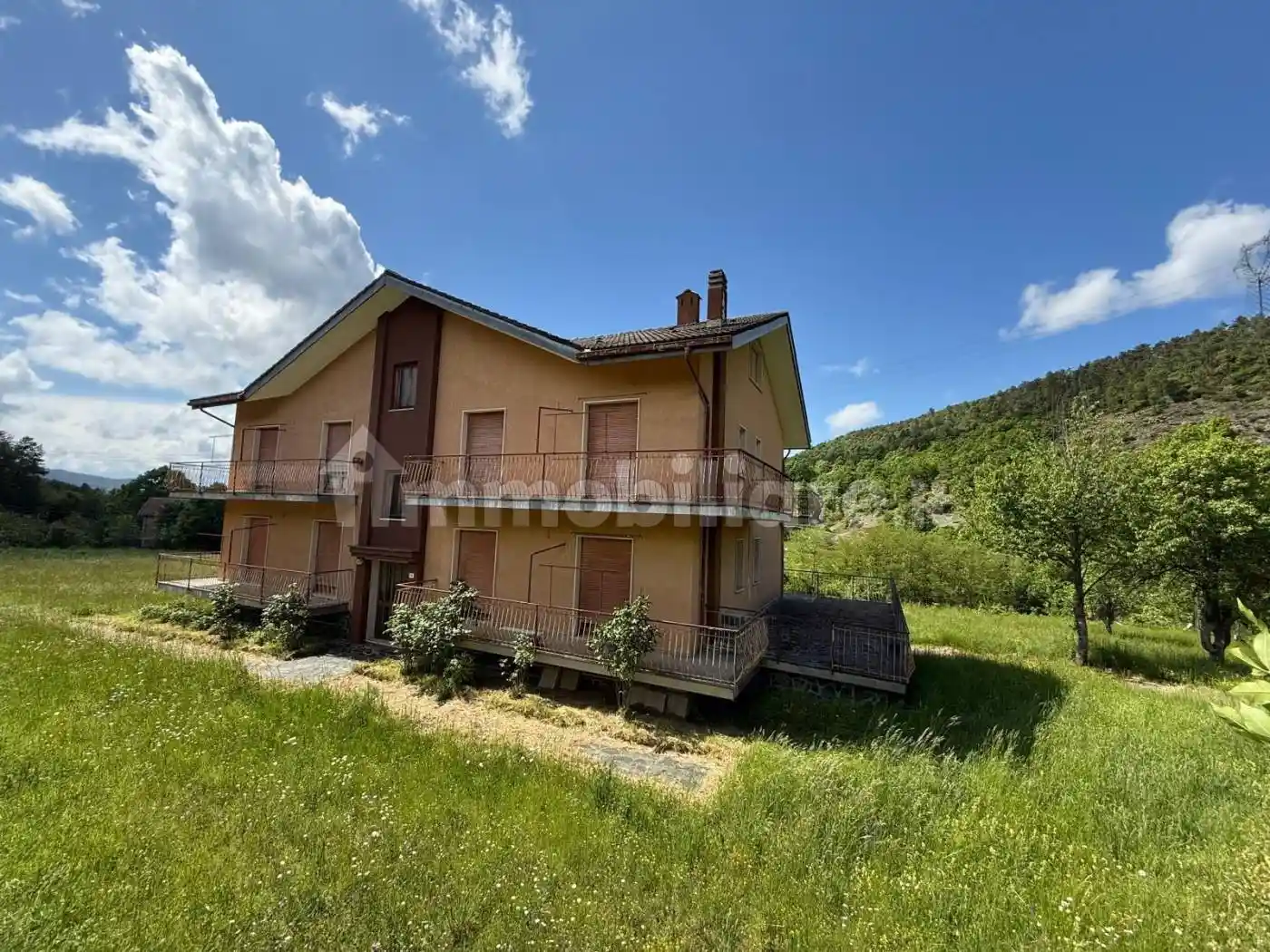 Palazzo - Edificio in vendita a Sassello