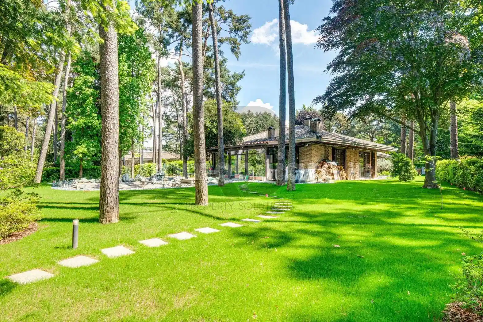 Villa in vendita a Appiano Gentile