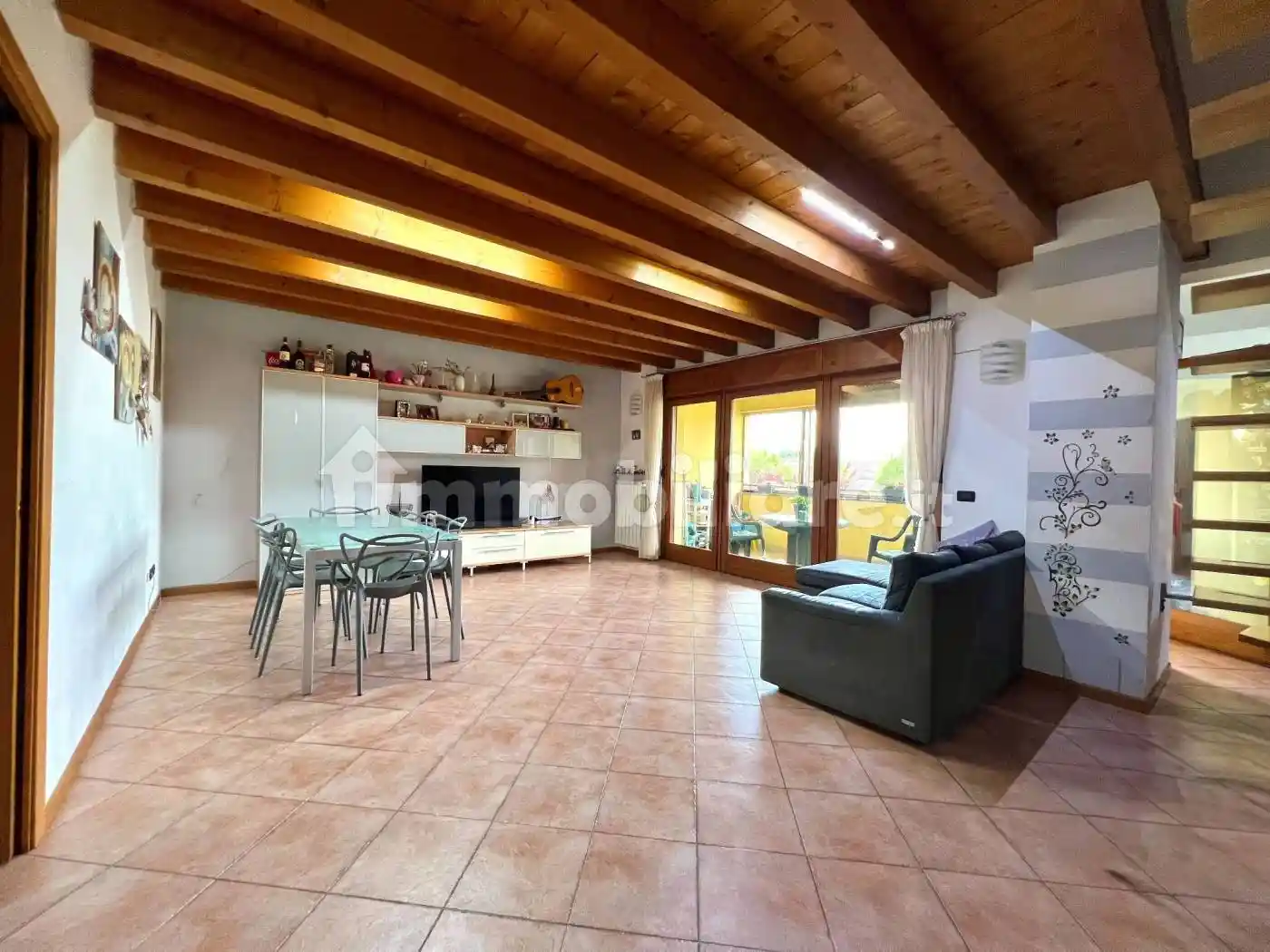 Appartamento in vendita a Castelvetro Piacentino