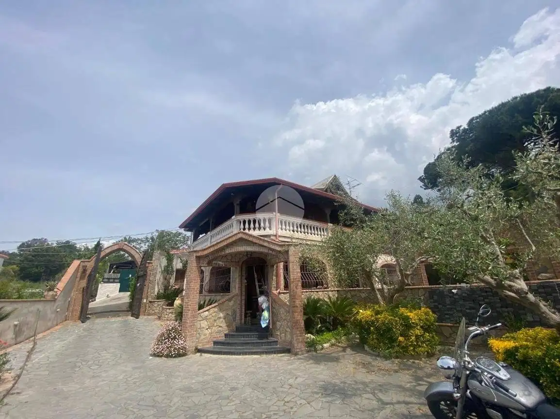 Villa in vendita a Torre del Greco