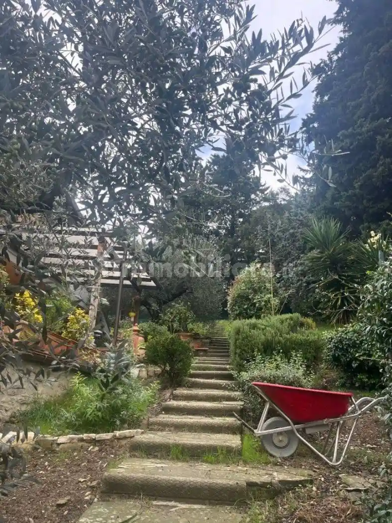 Villa in vendita a Firenze
