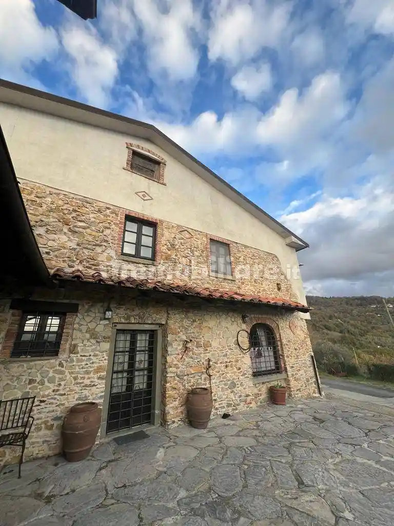 Rustico - Casale in vendita a Fivizzano