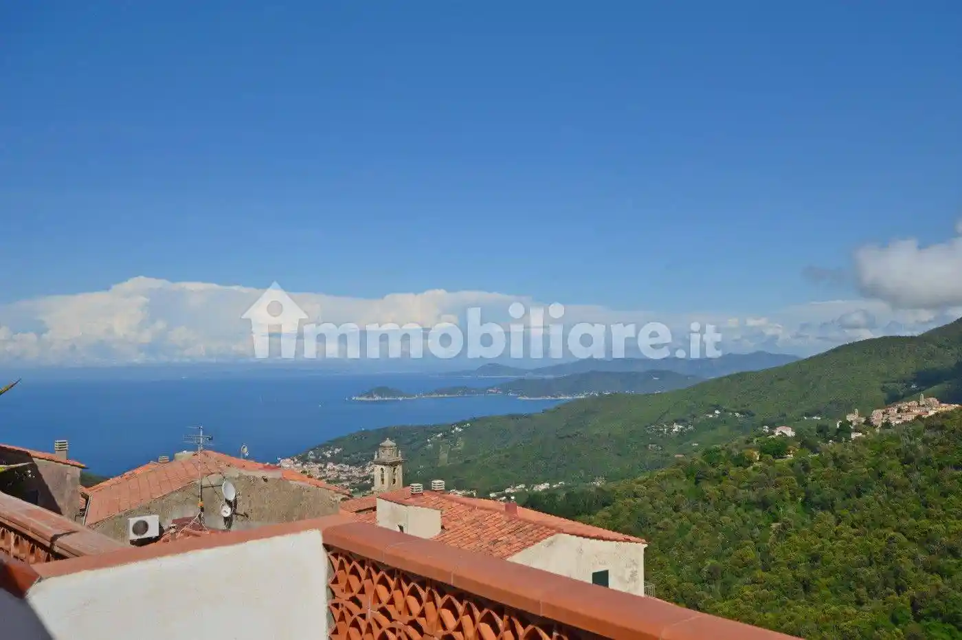 Appartamento in vendita a Marciana