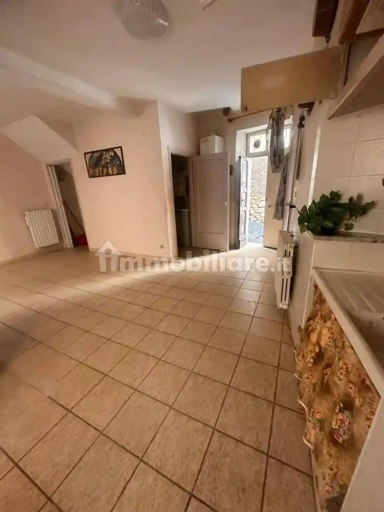 Appartamento in vendita a Cori