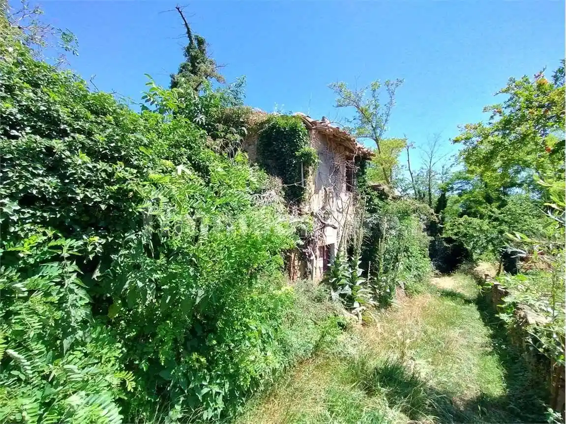 Rustico - Casale in vendita a Gropparello