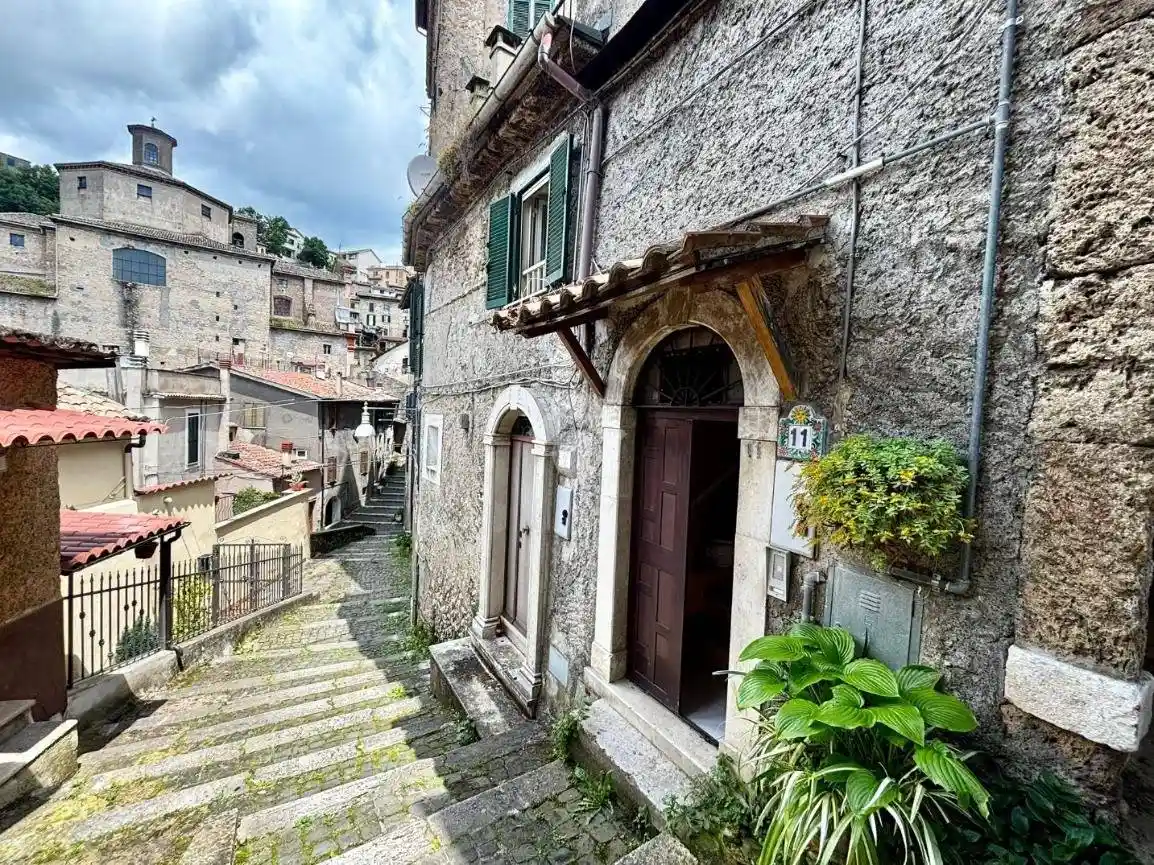 Appartamento in vendita a Subiaco