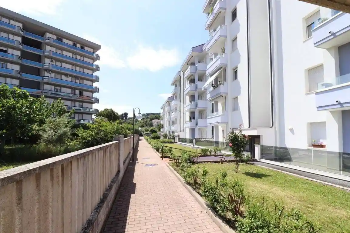 Quadrilocale via Luigi Polacchi 2, San Silvestro Spiaggia, Pescara - foto 2