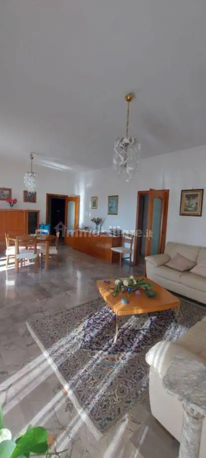 Appartamento in vendita a Napoli