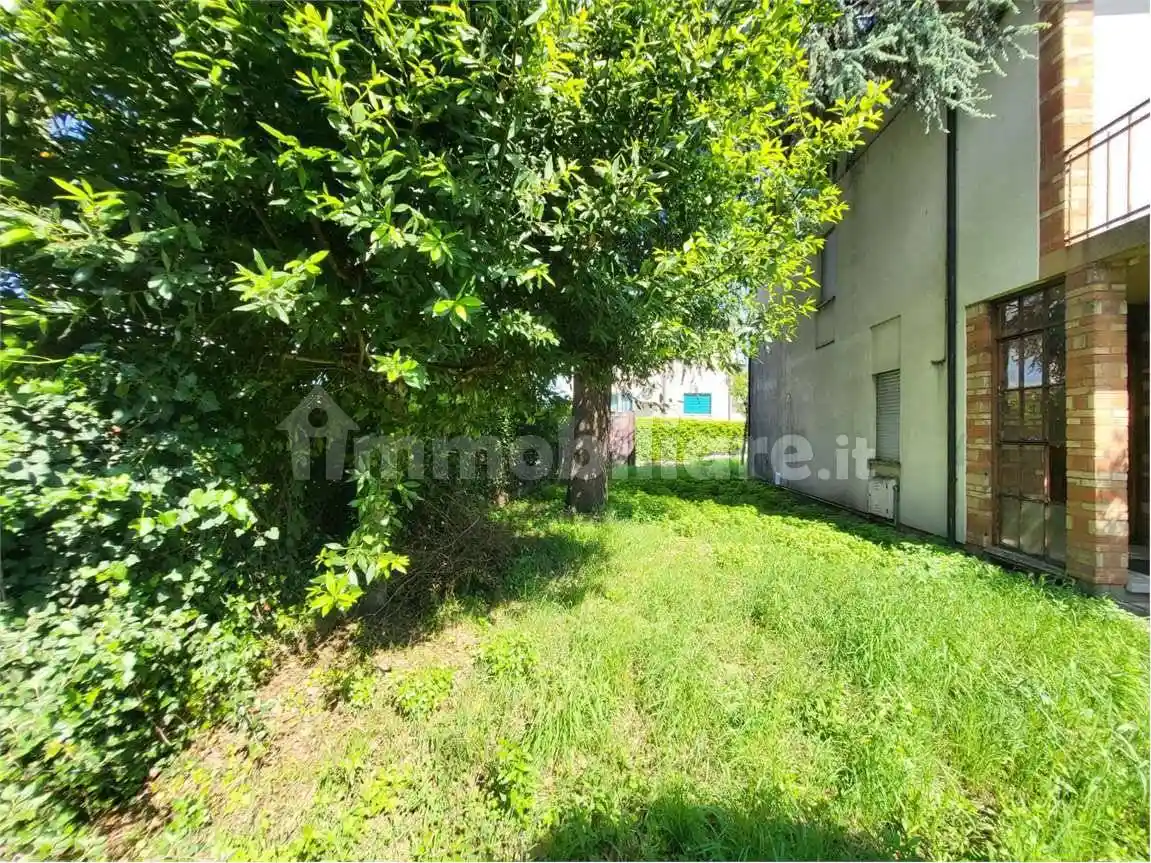 Villa bifamiliare Garibaldi, Centro, Caerano di San Marco - foto 2