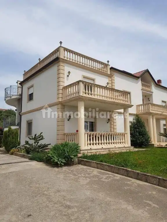 Appartamento in affitto a Sellia Marina