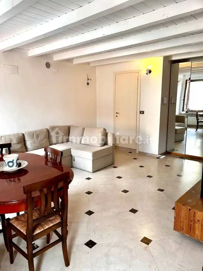 Bilocale via Murachette 7, Centro Storico, Desenzano del Garda - foto 4