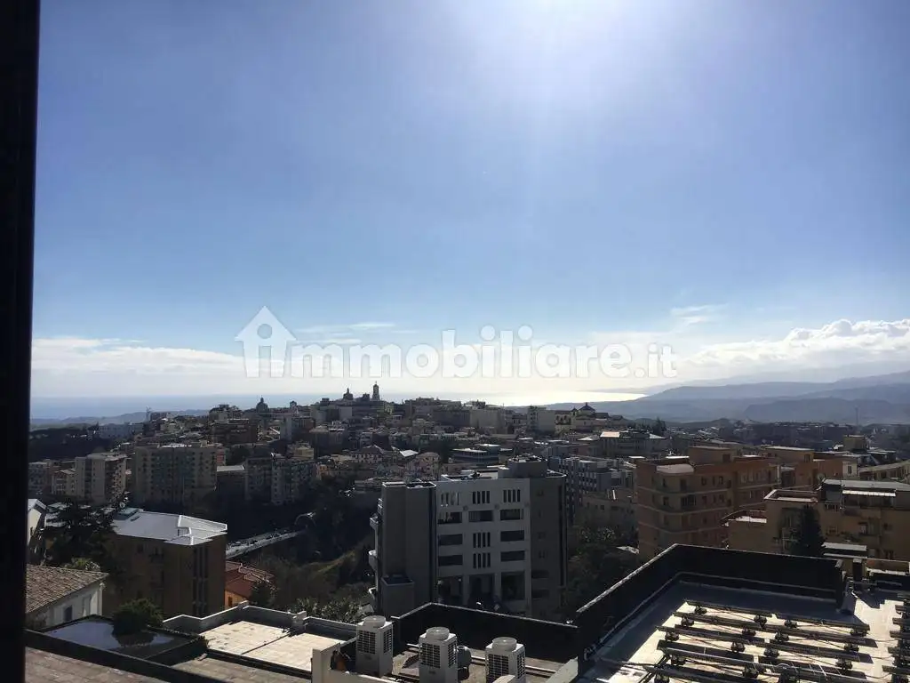 Appartamento in affitto a Catanzaro