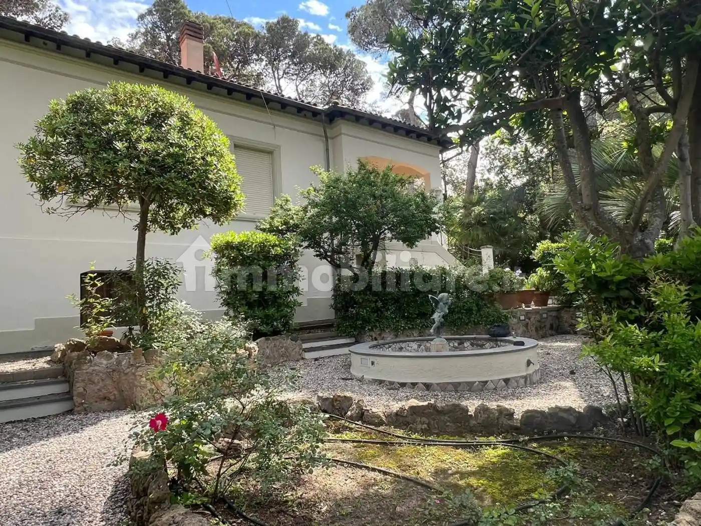 Villa in vendita a Livorno