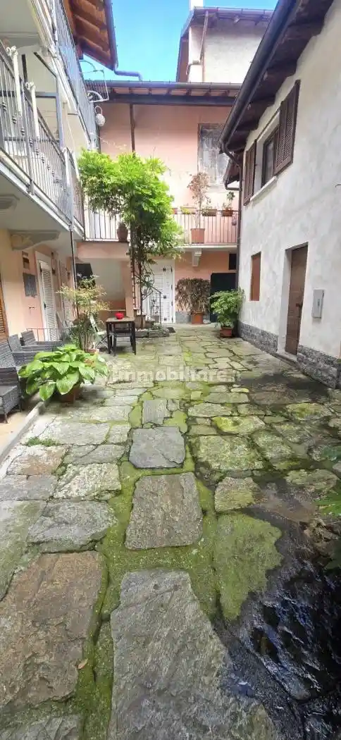 Terratetto unifamiliare via Maggiore 13, Castello, Castelveccana - foto 3