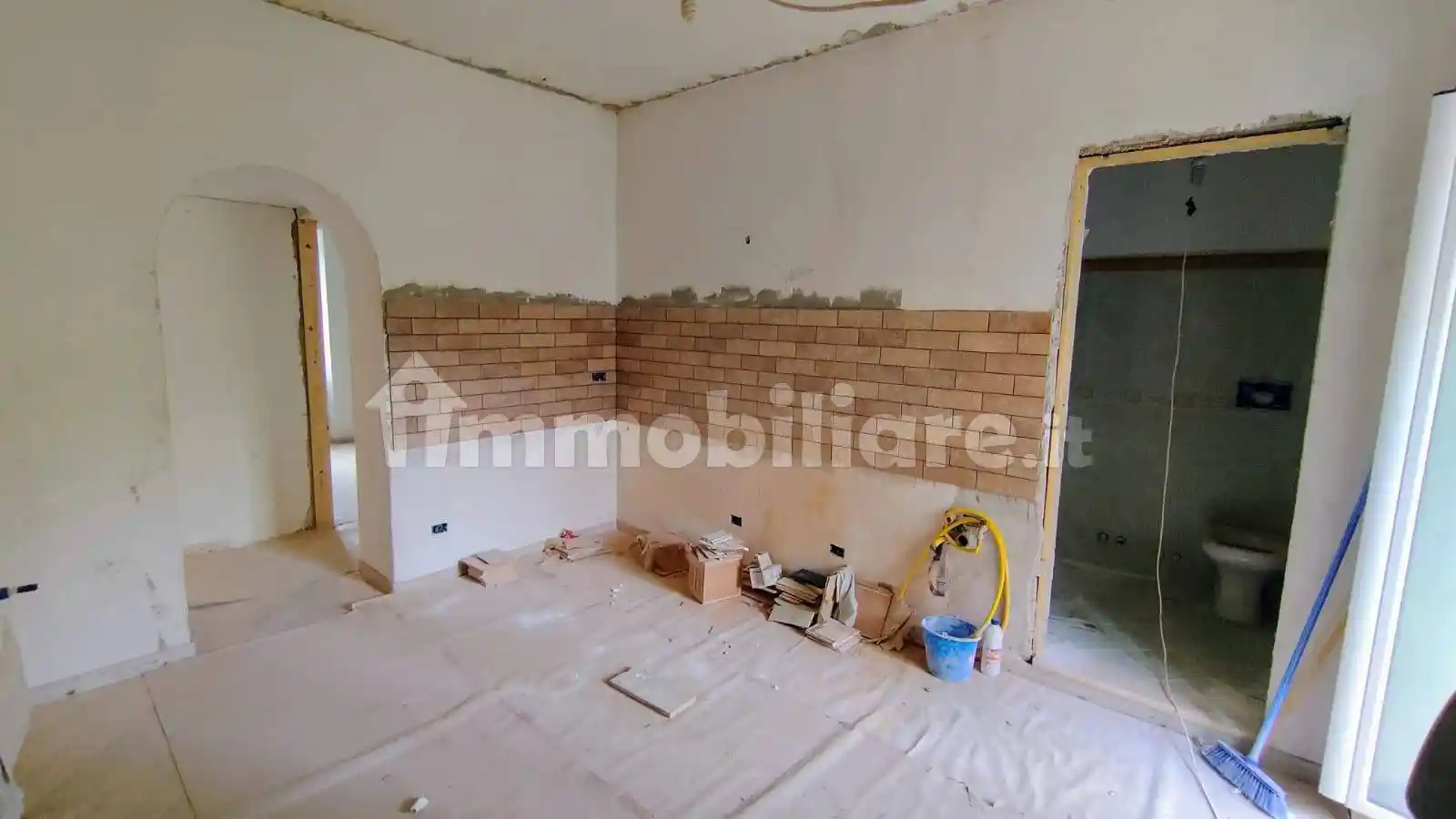 Appartamento in vendita a Castel Madama