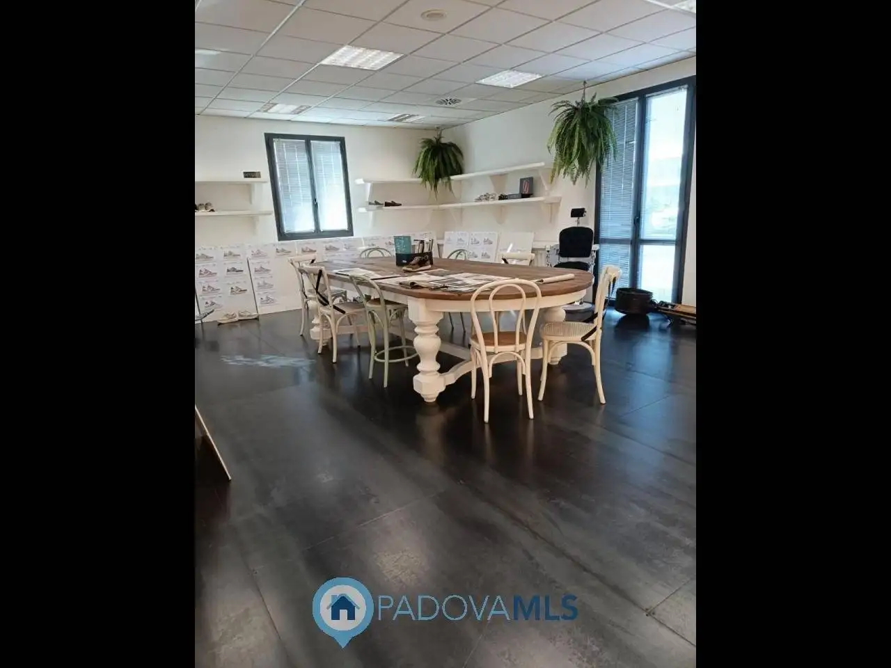 Palazzo - Edificio in vendita a Padova