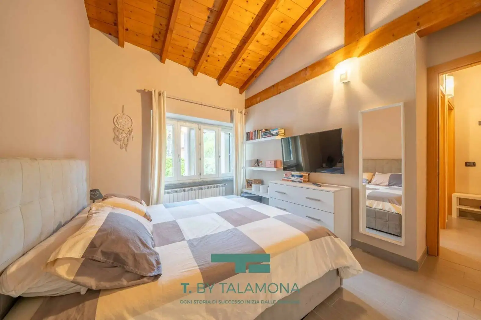 Appartamento in vendita a Castelveccana