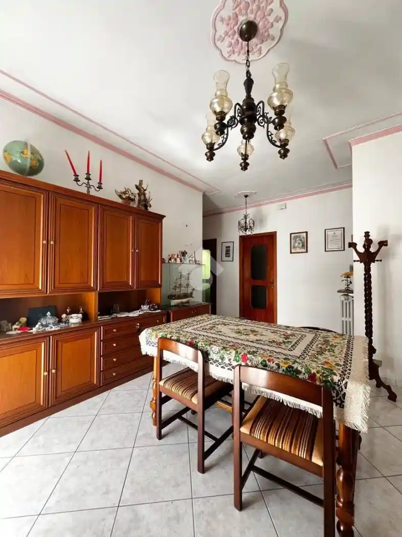 Quadrilocale via Franco centro 11, San Cassiano, Alba - foto 5