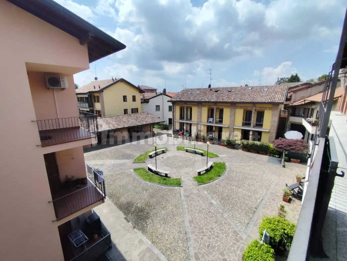 Trilocale ottimo stato, su più livelli, Albiolo - foto 2