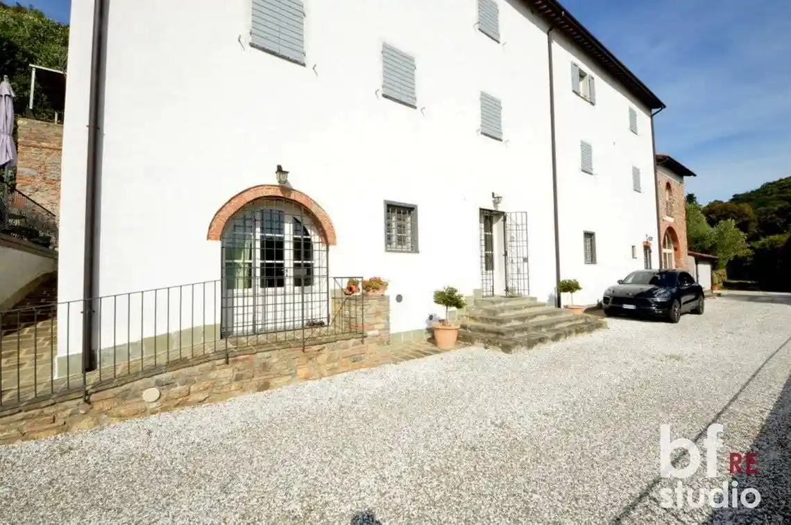 Villa in vendita a Vecchiano