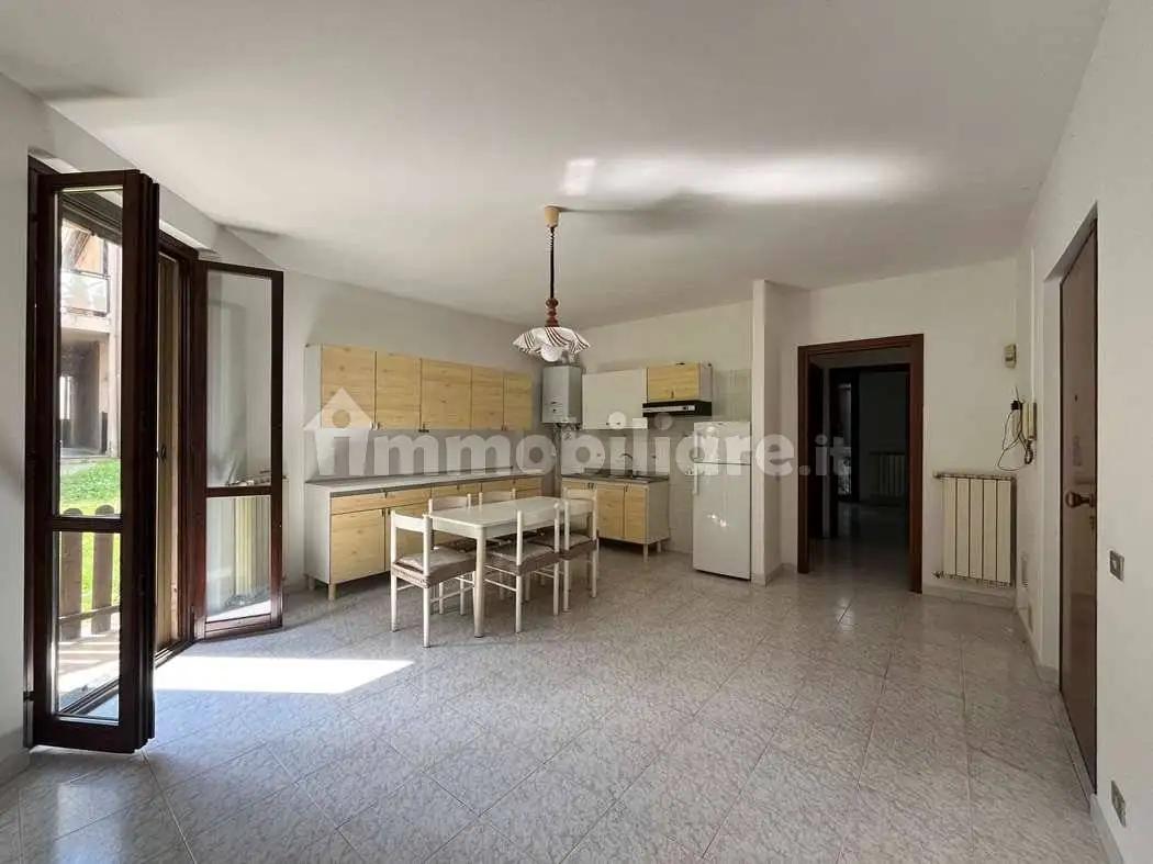 Appartamento in vendita a Parona